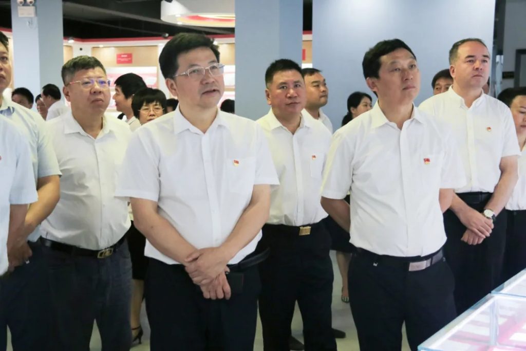 豐城市委書記李曉楚率團(tuán)到江西工業(yè)設(shè)計(jì)小鎮(zhèn)開(kāi)展黨史學(xué)習(xí)教育