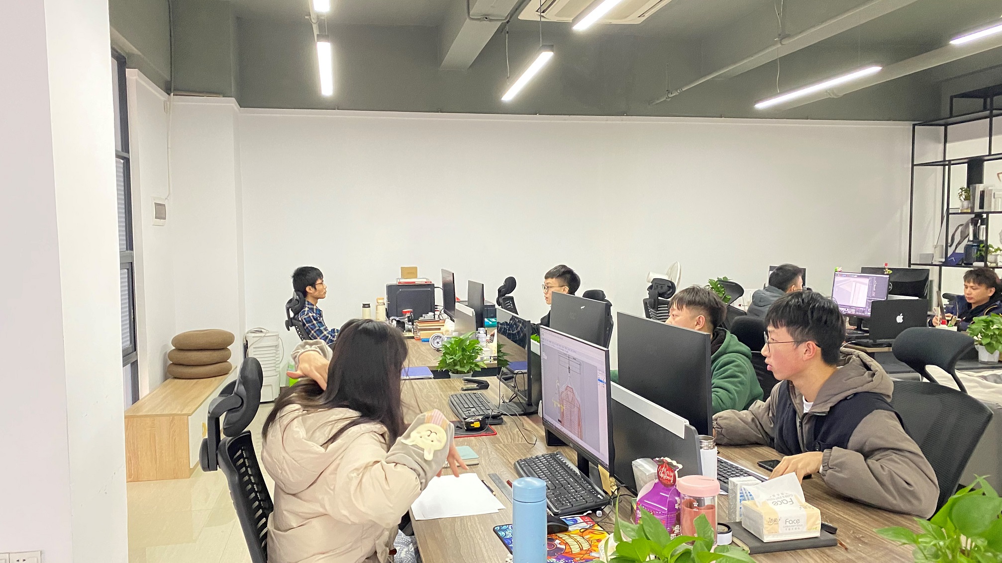 第十五期“小城故事”企業(yè)互訪：三家機構(gòu)擺出設計“龍門陣”