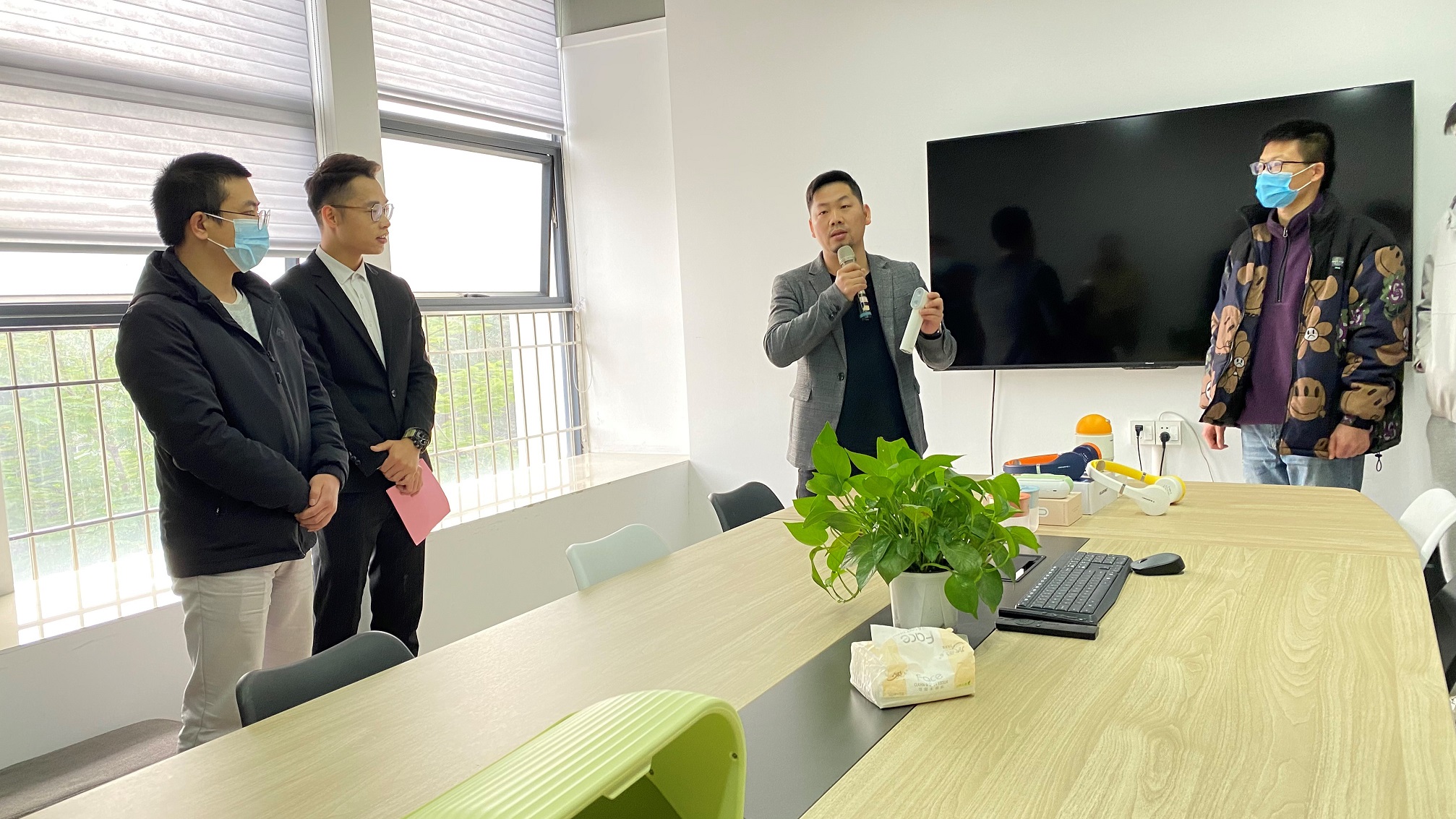 第十五期“小城故事”企業(yè)互訪：三家機構(gòu)擺出設計“龍門陣”
